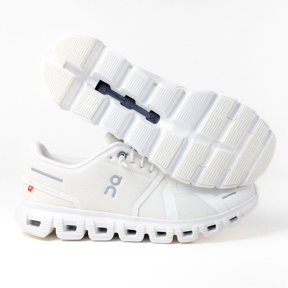 On Running Cloud 6 All White 3MF10071200 Men's Size 7 Women’s 8.5